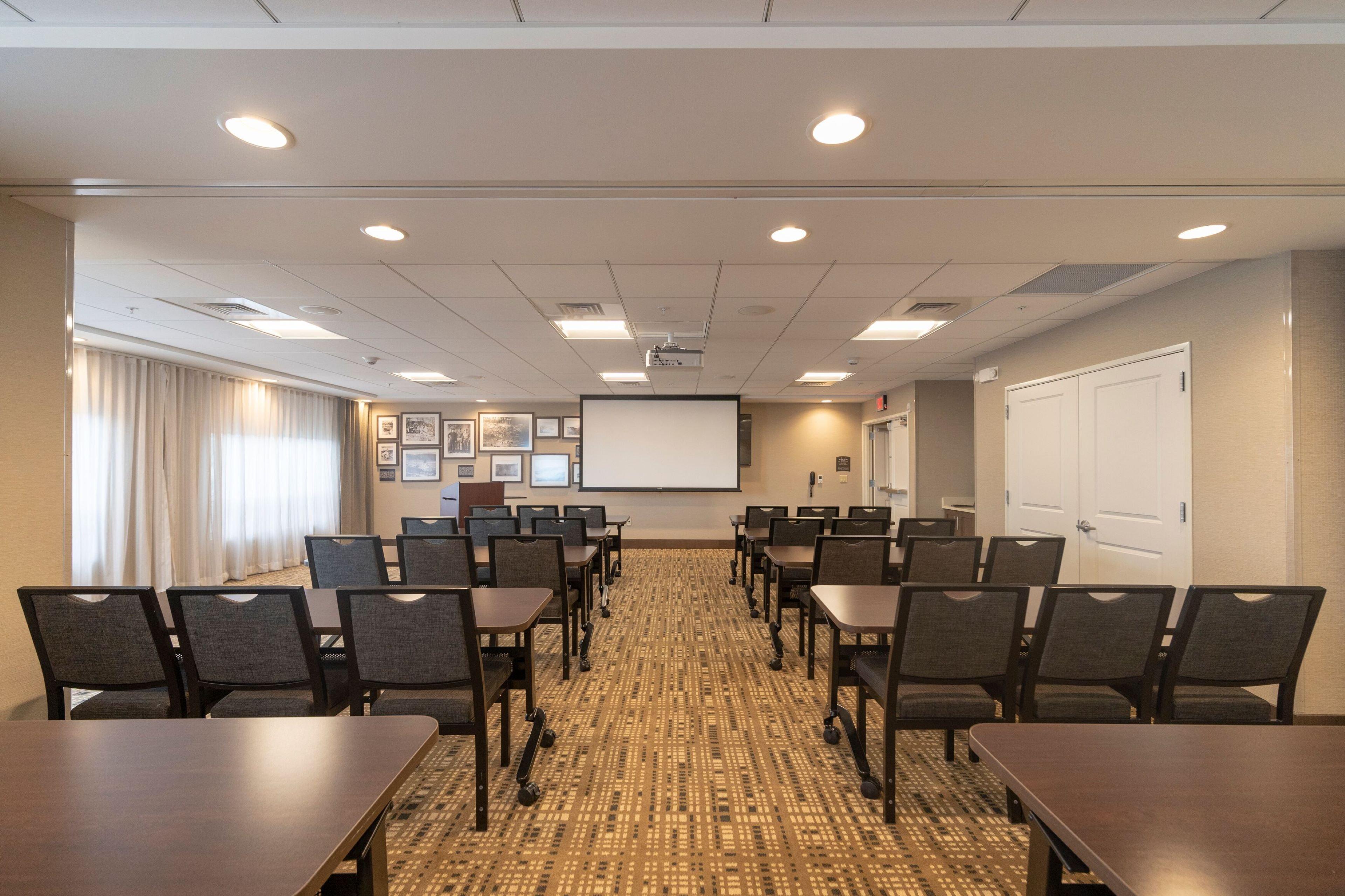 Staybridge Suites Marquette By Ihg Zewnętrze zdjęcie